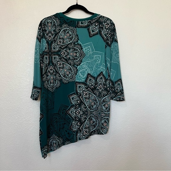 2/$30 Chico's 3/4 Sleeve Paisley Top blouse Asymmetrical Teal Blue SZ 0 = XS 4 - Picture 5 of 13